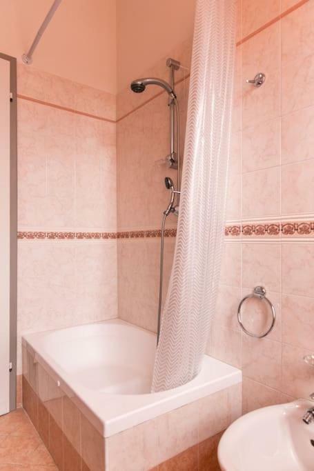 Celeste'S House Villa Риволтела Екстериор снимка